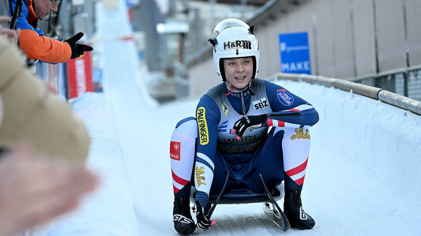 Rennrodel Veltins EisArena Weltcup Winterberg